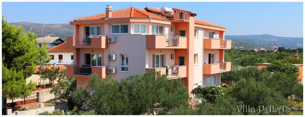 Villa Palas Apartments Рогозница Экстерьер фото