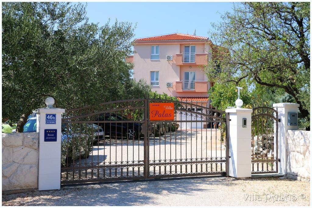 Villa Palas Apartments Рогозница Экстерьер фото