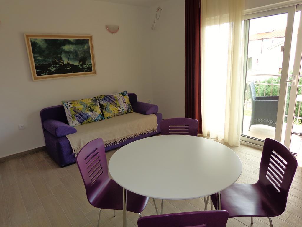 Villa Palas Apartments Рогозница Номер фото