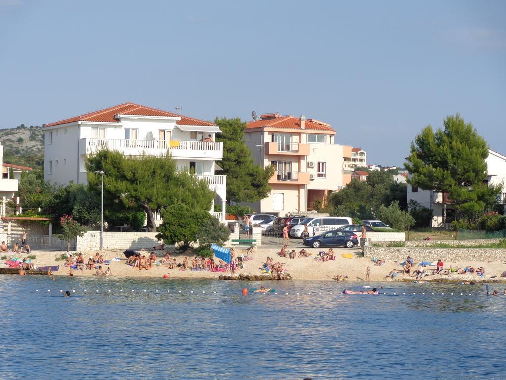 Villa Palas Apartments Рогозница Экстерьер фото